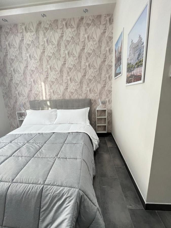 Julia Luxury Suite Рим Екстериор снимка