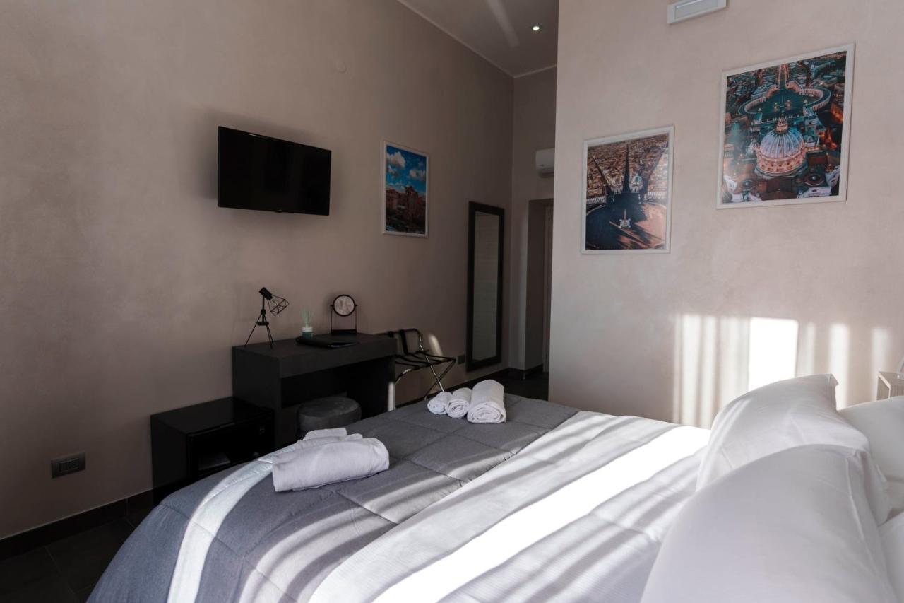 Julia Luxury Suite Рим Екстериор снимка