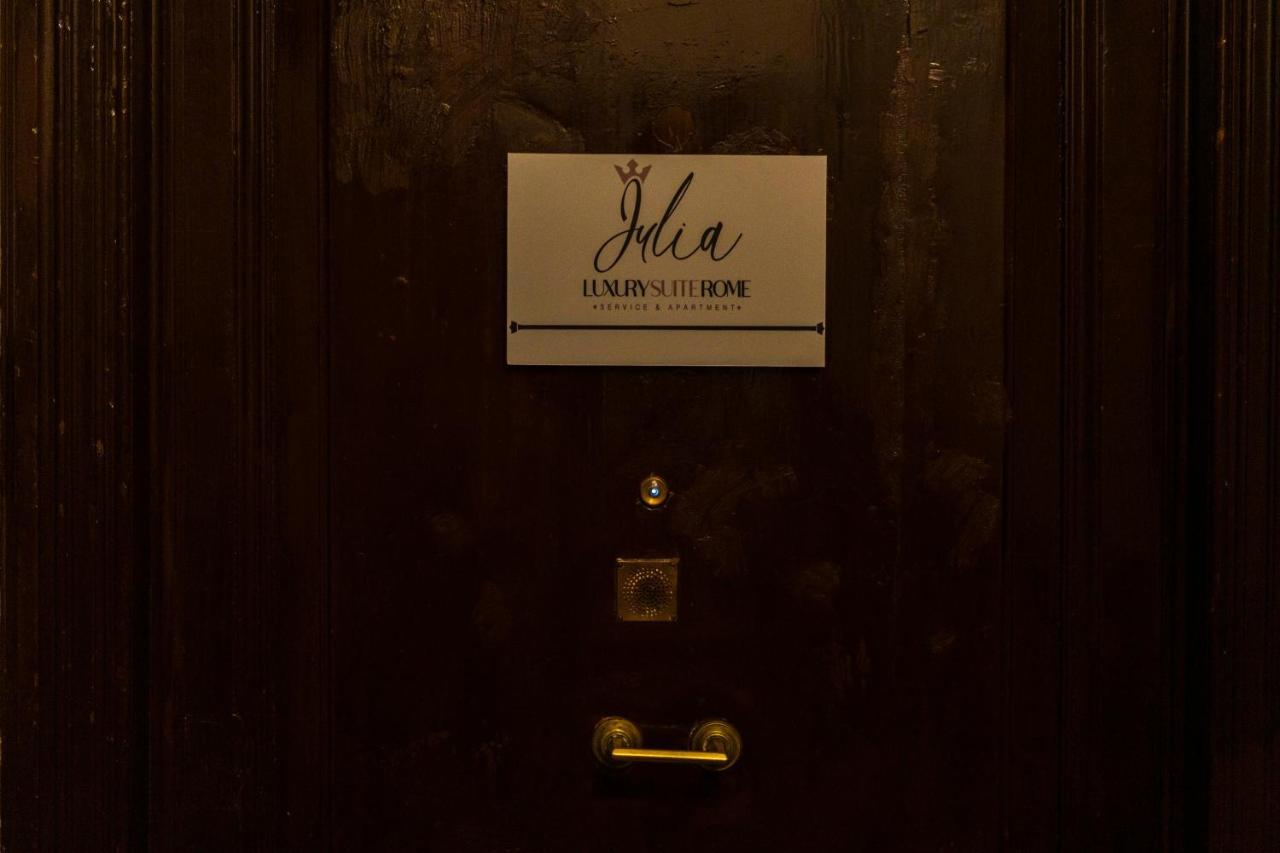 Julia Luxury Suite Рим Екстериор снимка