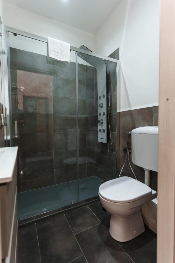 Julia Luxury Suite Рим Екстериор снимка