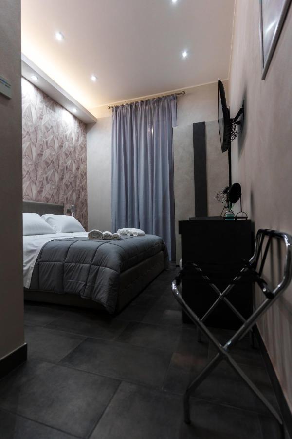Julia Luxury Suite Рим Екстериор снимка