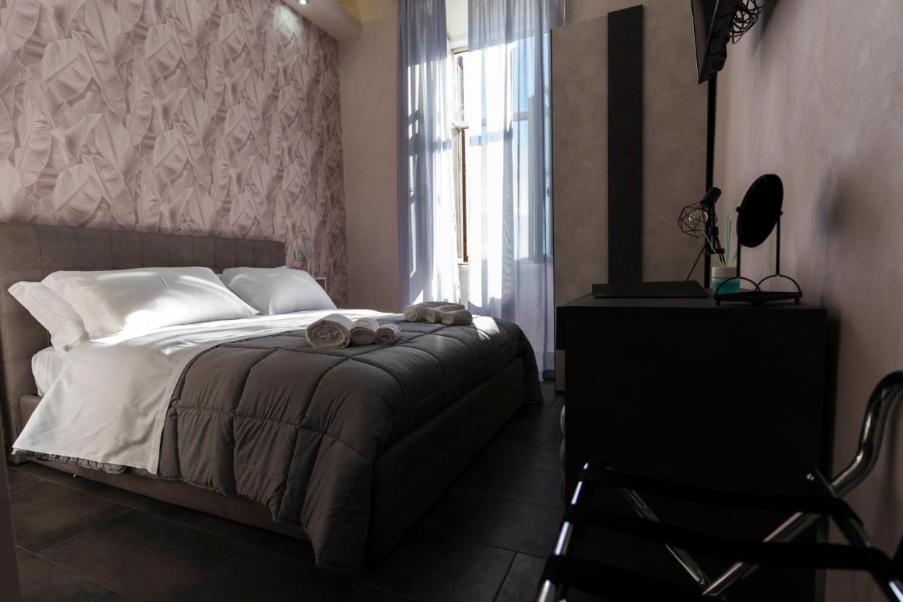 Julia Luxury Suite Рим Екстериор снимка